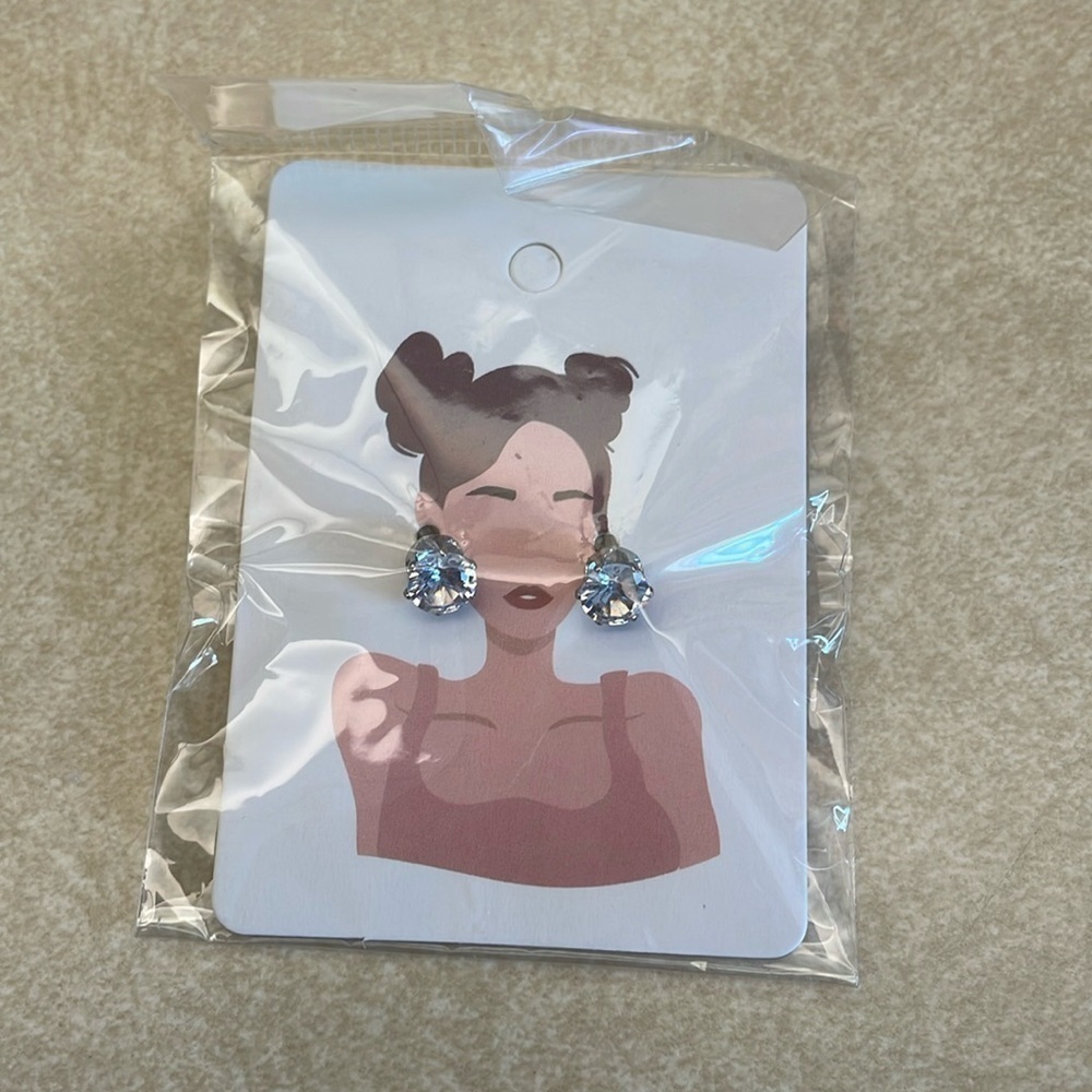 Silver Stud Earrings NEW IN PACKAGE
